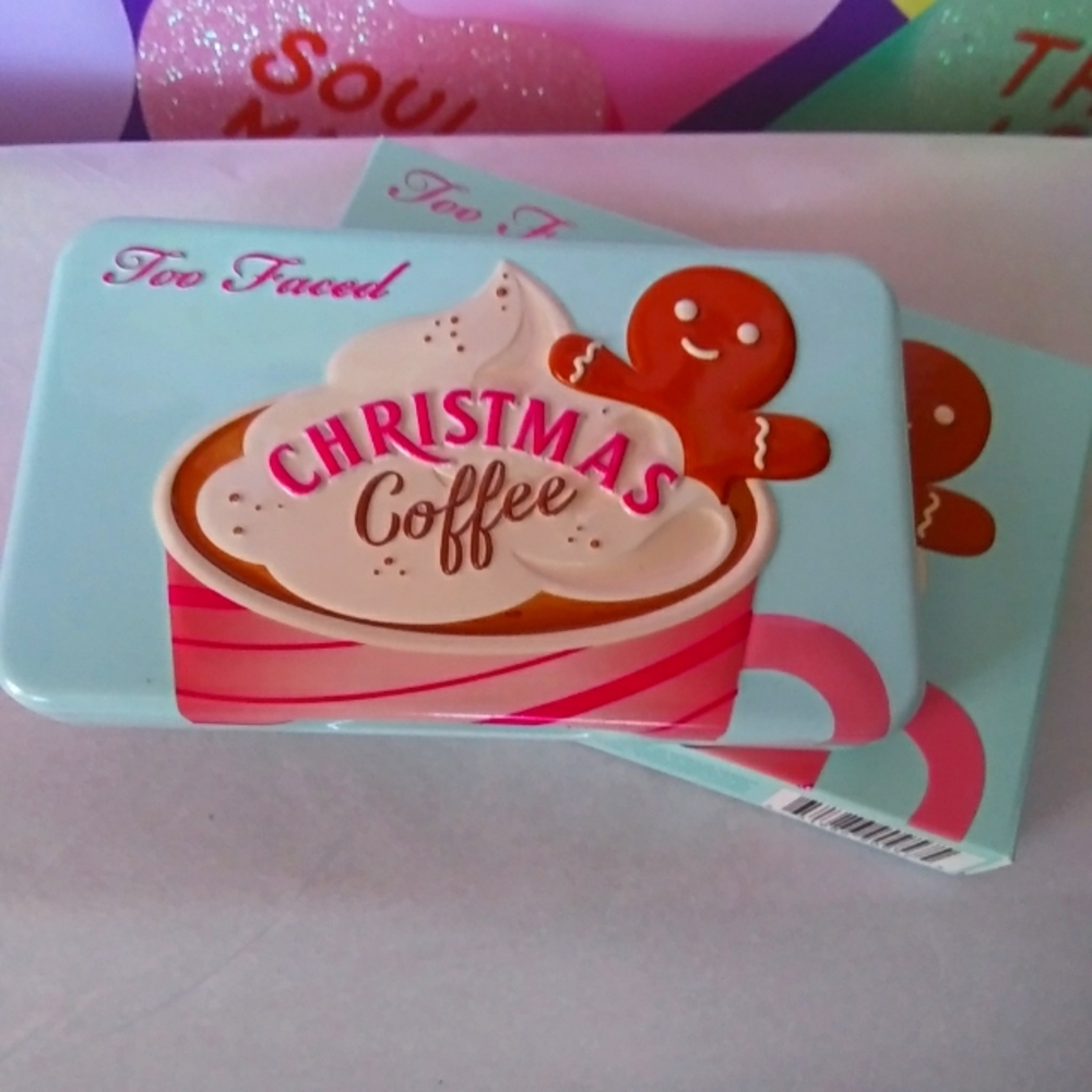 Too Faced Christmas Coffee Eyeshadow Palette-NWT - Picture 1 of 5